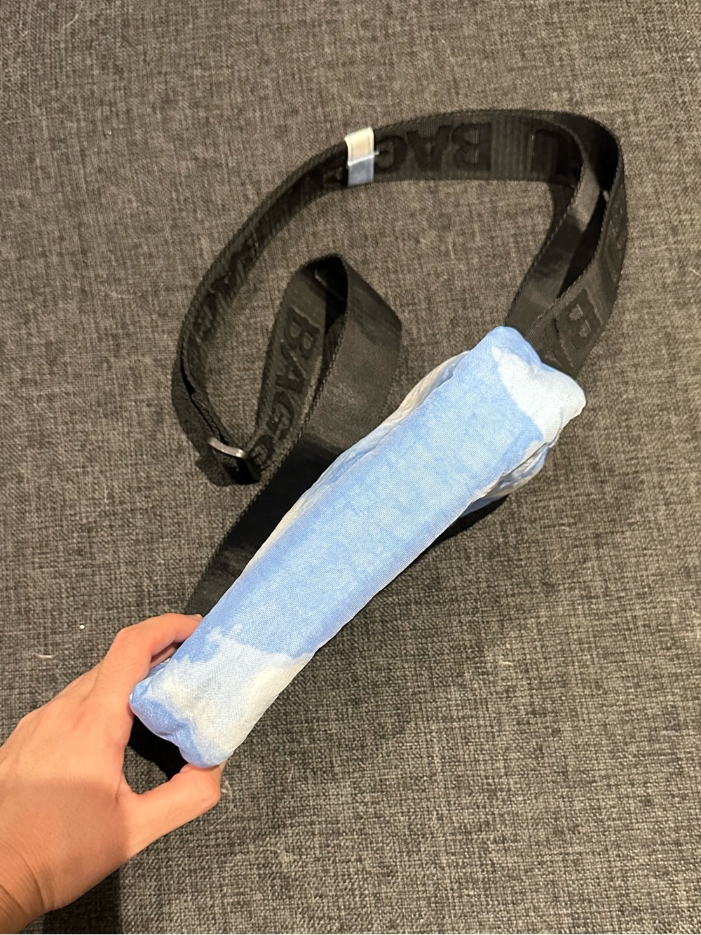 Baggu Camera Crossbody - Cloud print - Picture 6 of 8